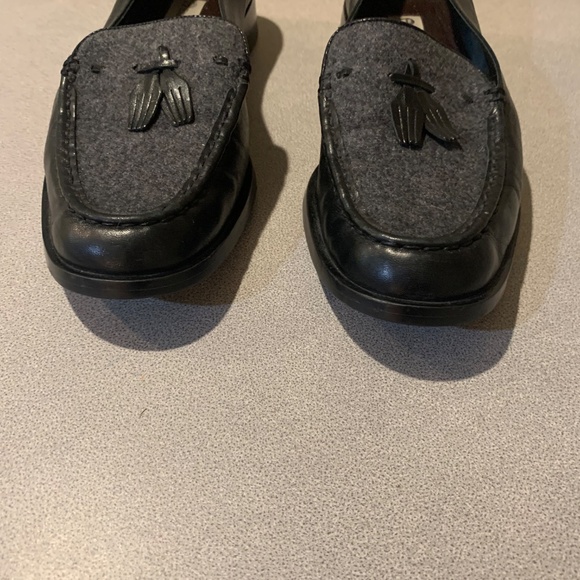 Etienne Aigner Black/Gray  Leather Loafers sz 8.5 M - Picture 3 of 6